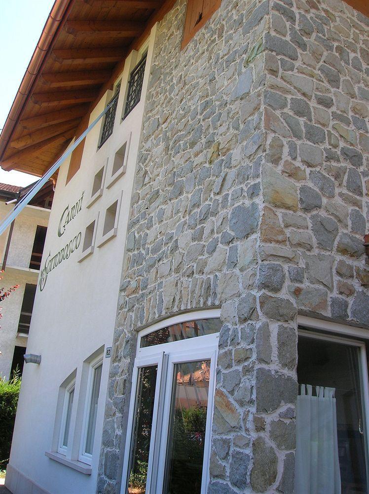 Hotel Garni Sottobosco Dimaro Exteriör bild